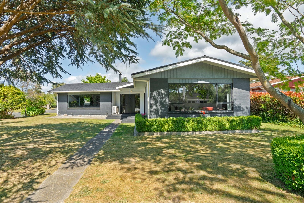 9 Plunket Street, Solway, Masterton - Carousel 1