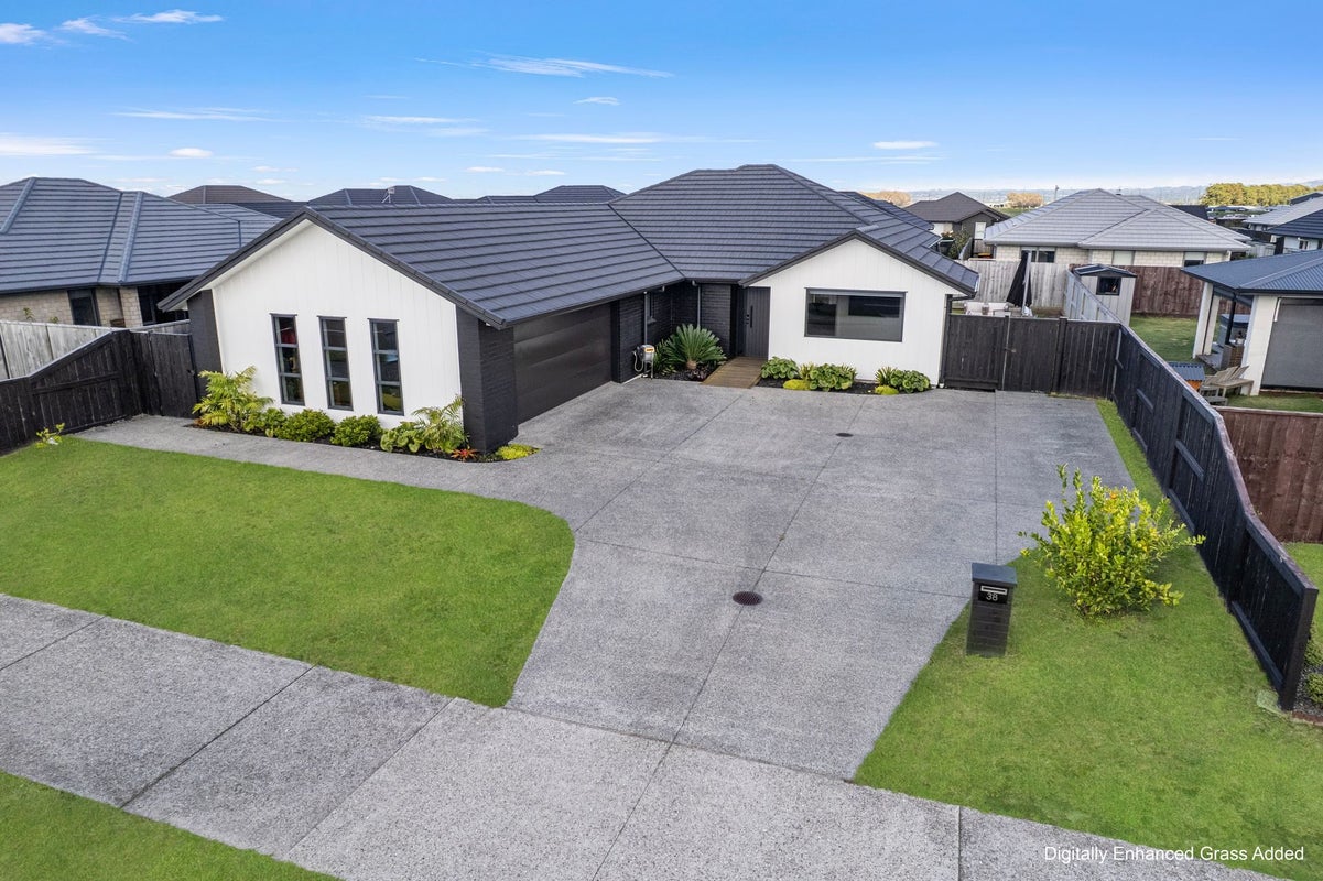 38 Manawa Road, Papamoa Beach, Papamoa - Carousel 2