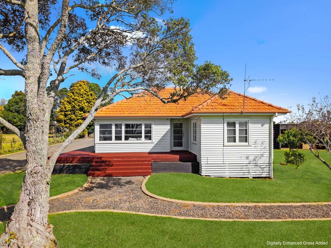 217 Glenbrook Station Road, Waiuku - Carousel 1