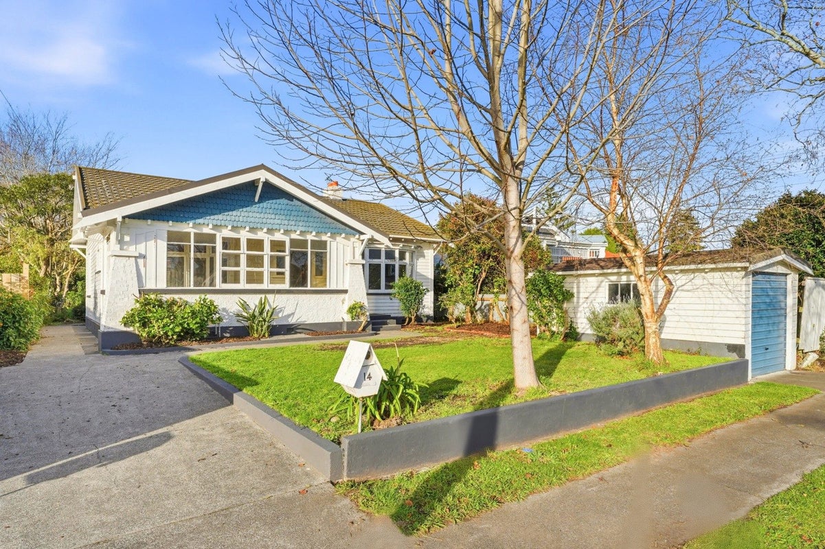 14 Willis Street, Wanganui East, Whanganui - Carousel 1