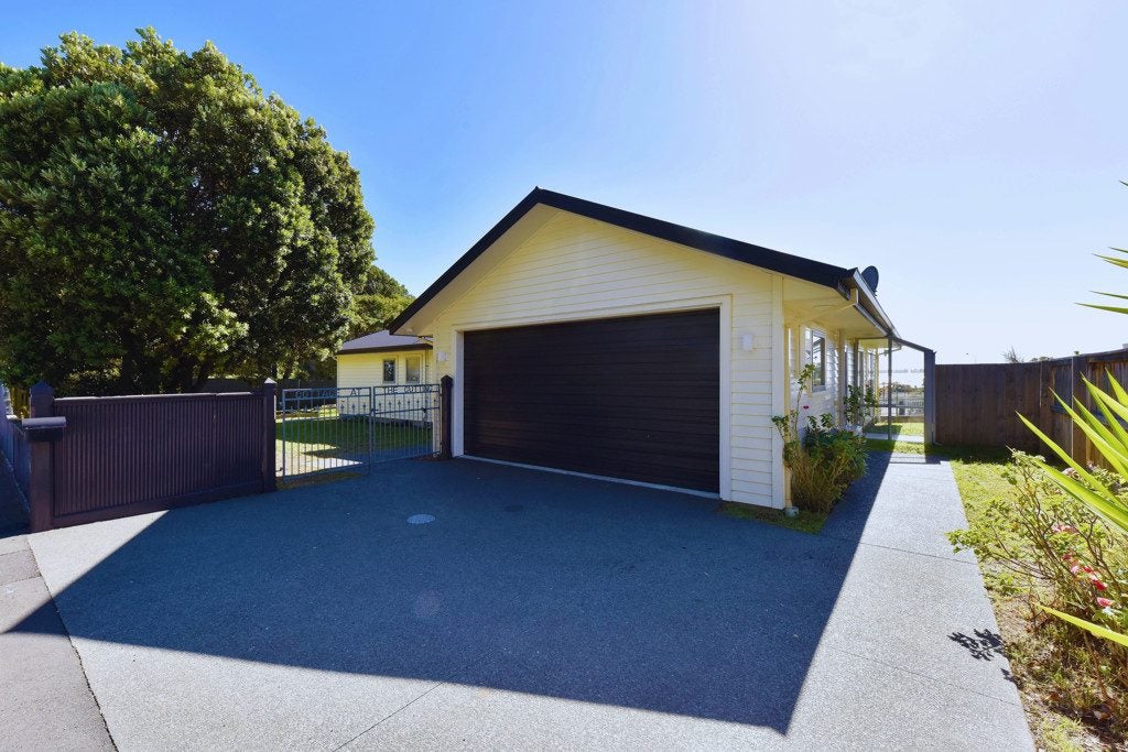 5 Main Road, Redcliffs, Christchurch - Carousel 20