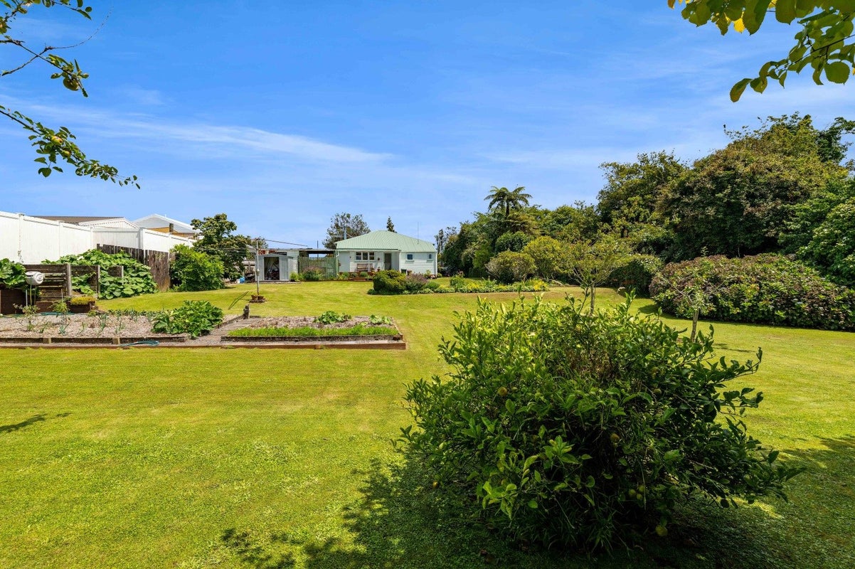 36 Cordelia Street, Stratford, Stratford - Carousel 1