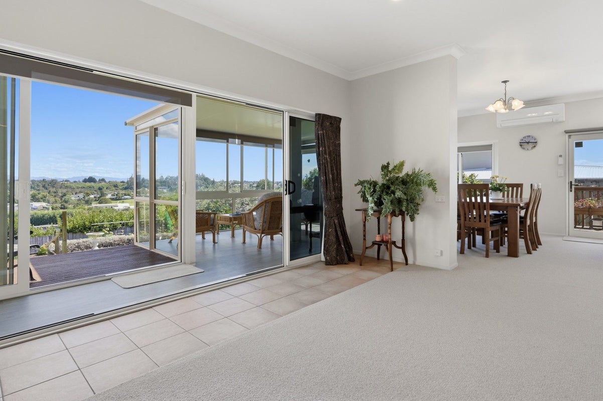 15 Diamond Head, Hairini, Tauranga - Carousel 1