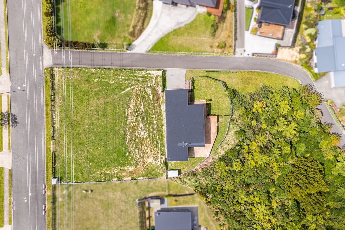 47 Percy Kinsman Crescent, Riverstone Terraces, Upper Hutt - Carousel 29