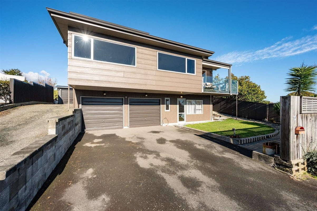 12 Westerham Place, Washington Valley, Nelson - Carousel 2