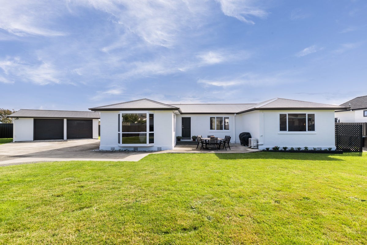 73 Brookvale Road, Havelock North, Havelock North - Carousel 1