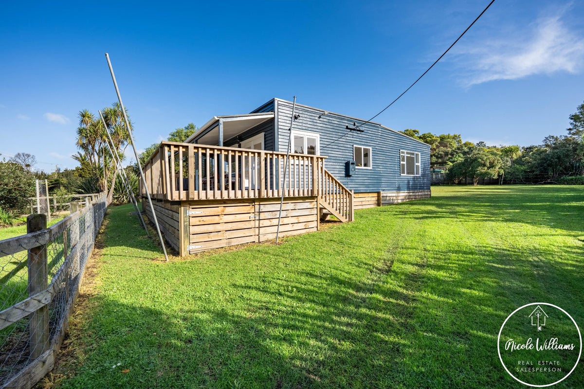 20 Komiti Road, Tinopai, Tinopai - Carousel 38
