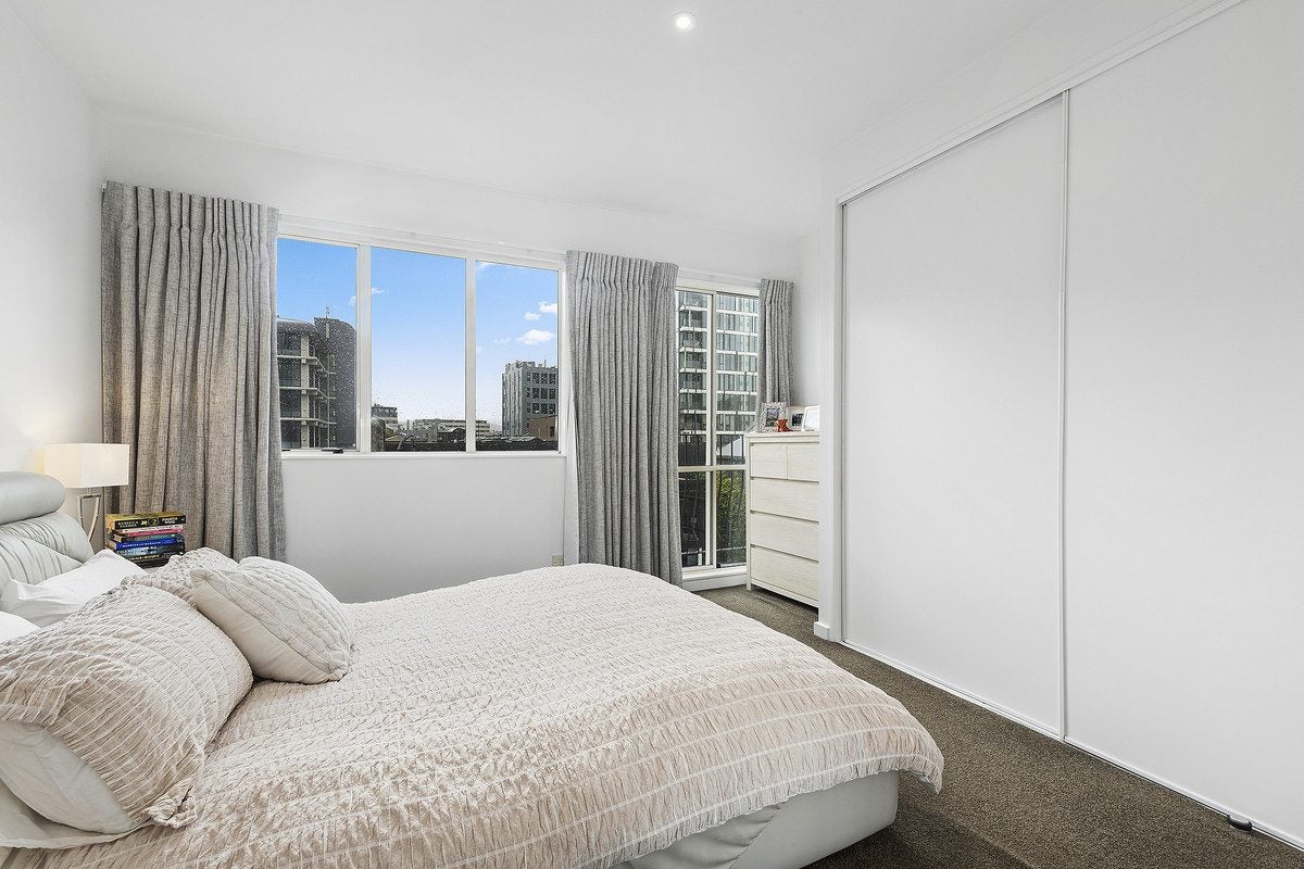 21/23 Tennyson Street, Te Aro, Wellington - Carousel 2