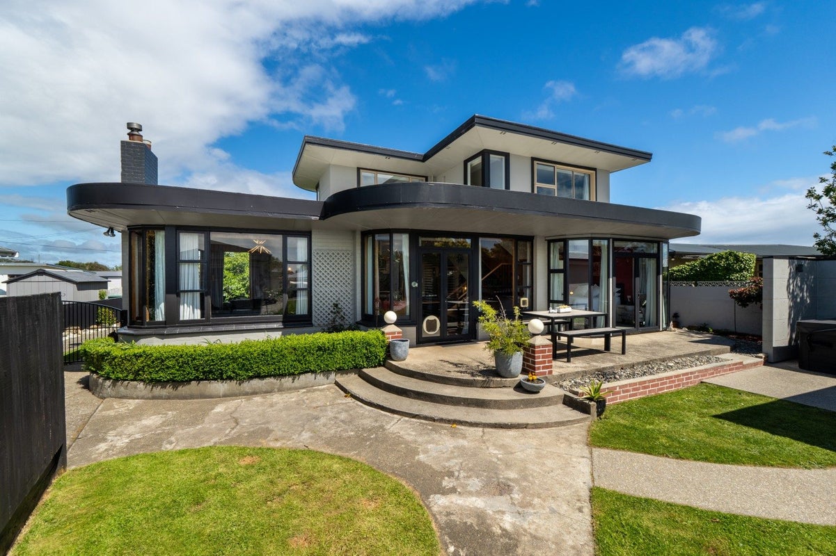 22 Fairview Avenue, Hawthorndale, Invercargill - Carousel 1