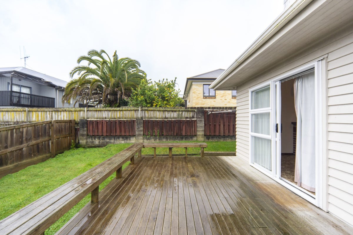 3 Ridout Street, Maeroa, Hamilton - Carousel 2