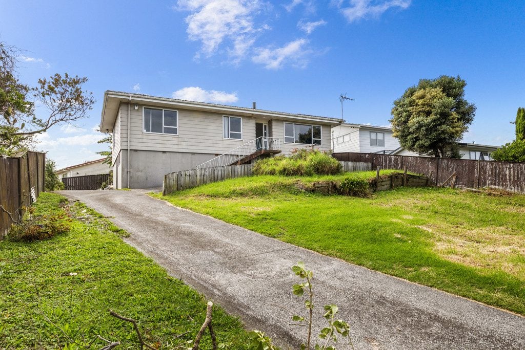 133 Hillside Road, Papatoetoe, Auckland - Carousel 1