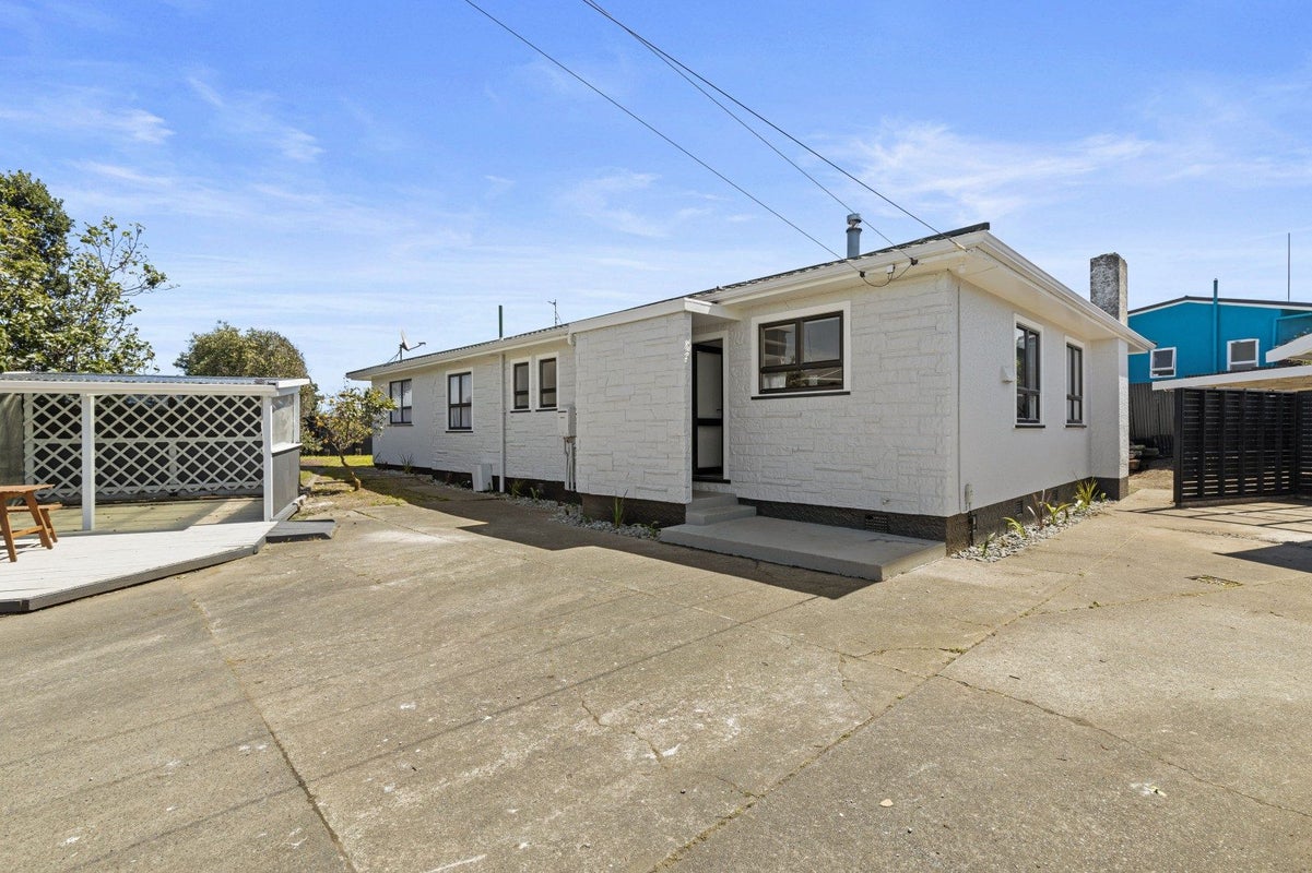 19 Omori Place, Castlecliff, Whanganui - Carousel 1