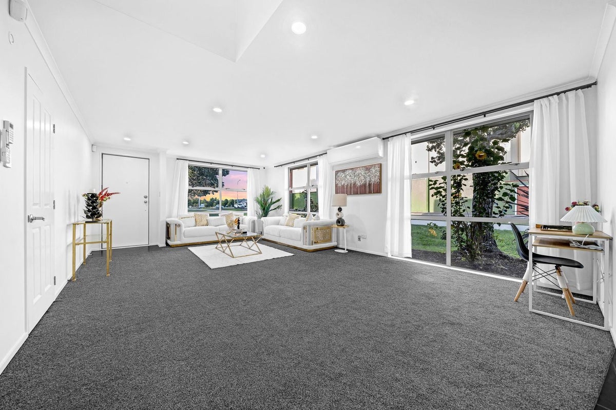 22 The Track, Takanini, Auckland - Carousel 2