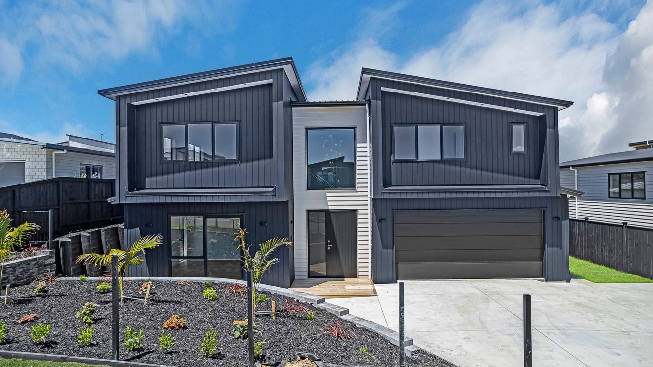 6 Hutukawa Drive, Beachlands, Auckland - Carousel 1