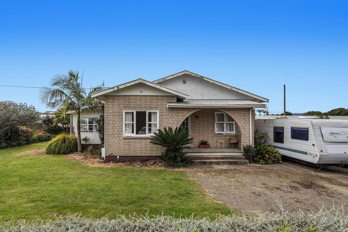 37 Woodlands Road, Opotiki, Opotiki - Carousel 1