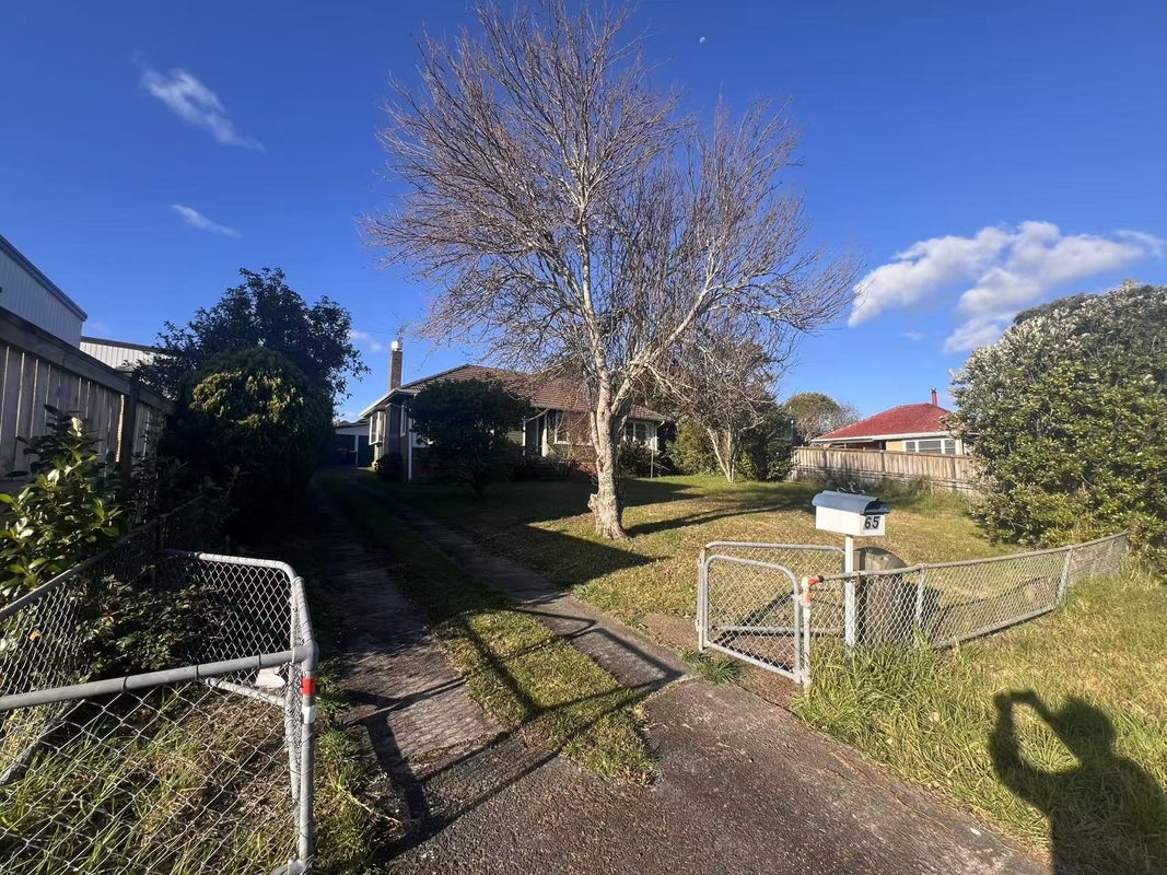 65 Kervil Ave, Te Atatu Peninsula, Waitakere City, Auckland - Carousel 1