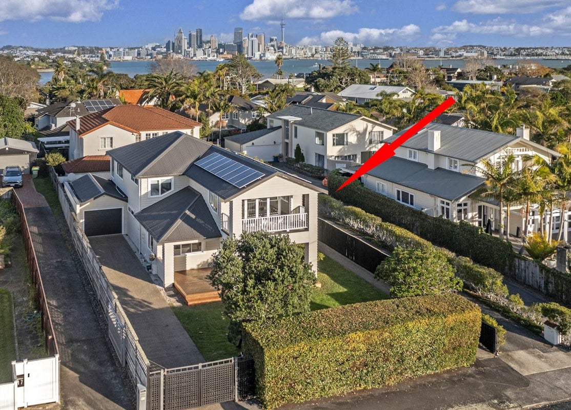 15 Bayswater Avenue, Bayswater, Auckland - Carousel 1