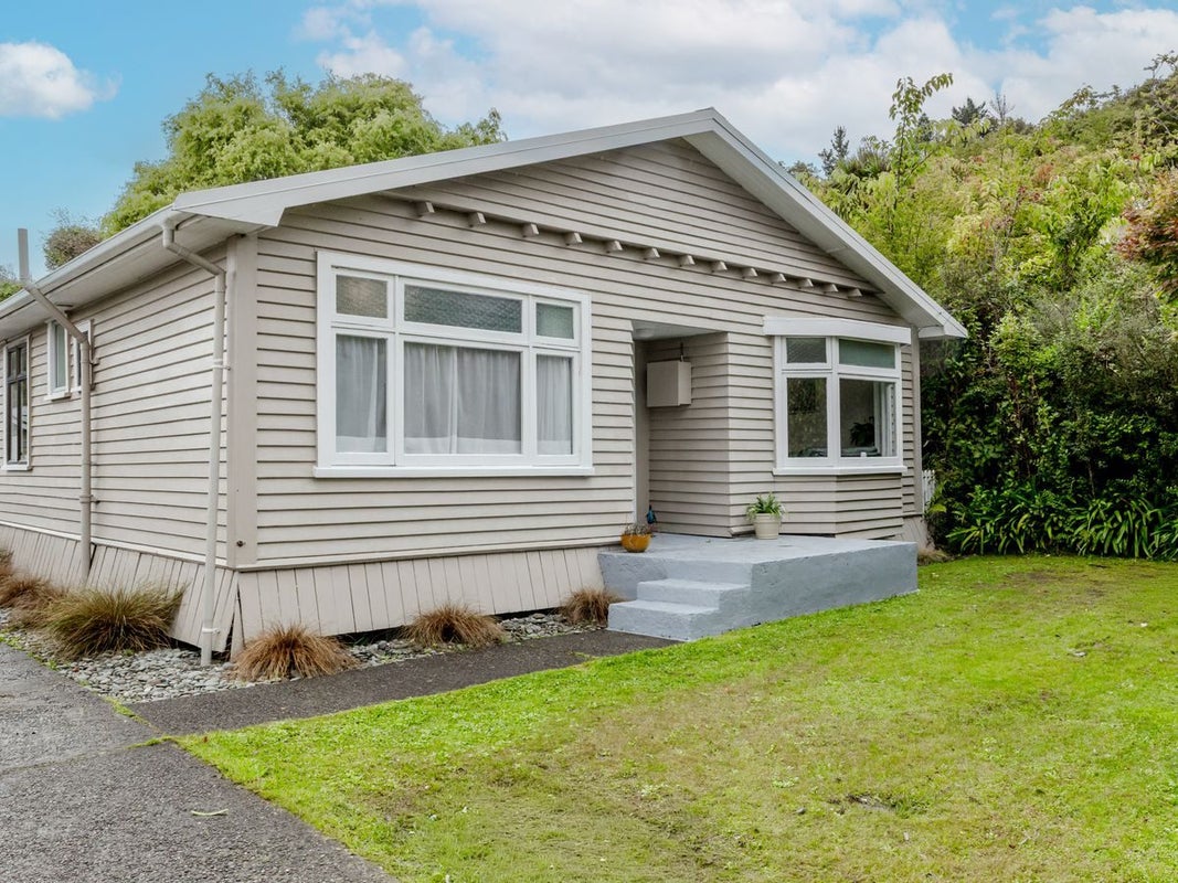 2 Sutherland Street, Dunollie, Runanga - Carousel 1