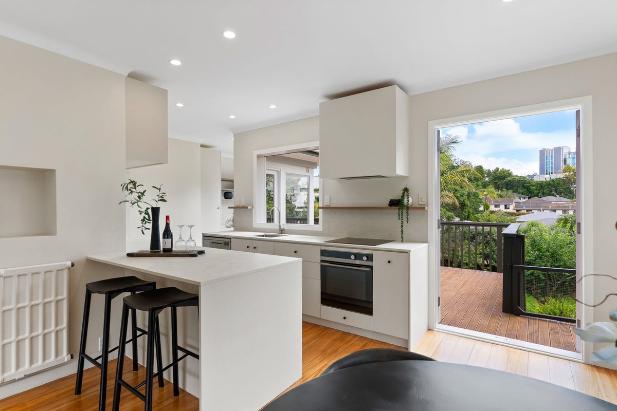 27 Euston Road, Sandringham, Auckland - Carousel 2