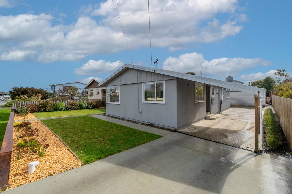 16 Cargill Street, Waikiwi, Invercargill - Carousel 2
