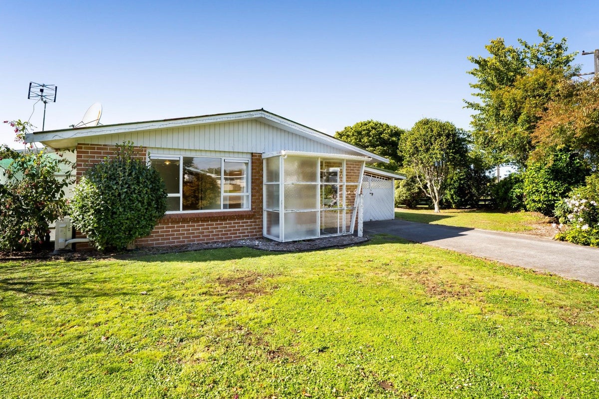2A Seyton Street, Stratford, Stratford - Carousel 1
