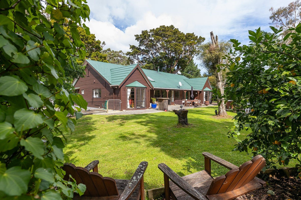 2 Kereru Grove, Featherston, Featherston - Carousel 1