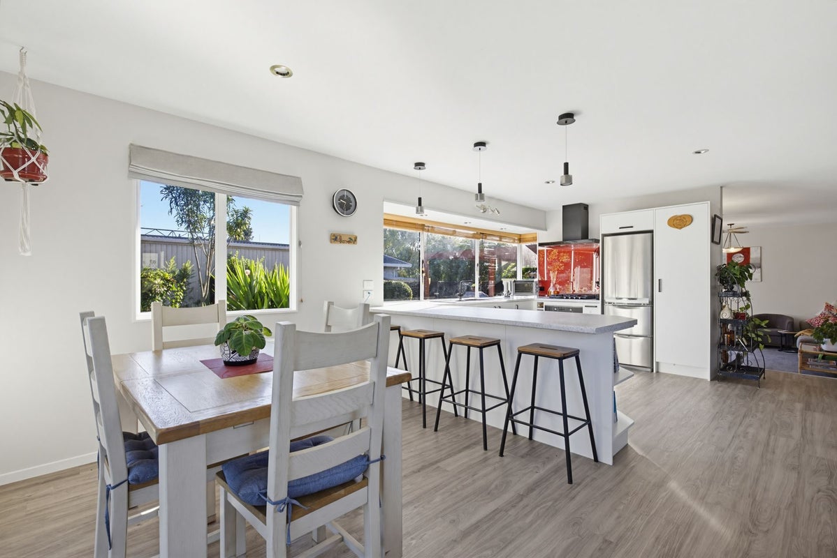 6 Wakatu Place, Motueka - Carousel 2