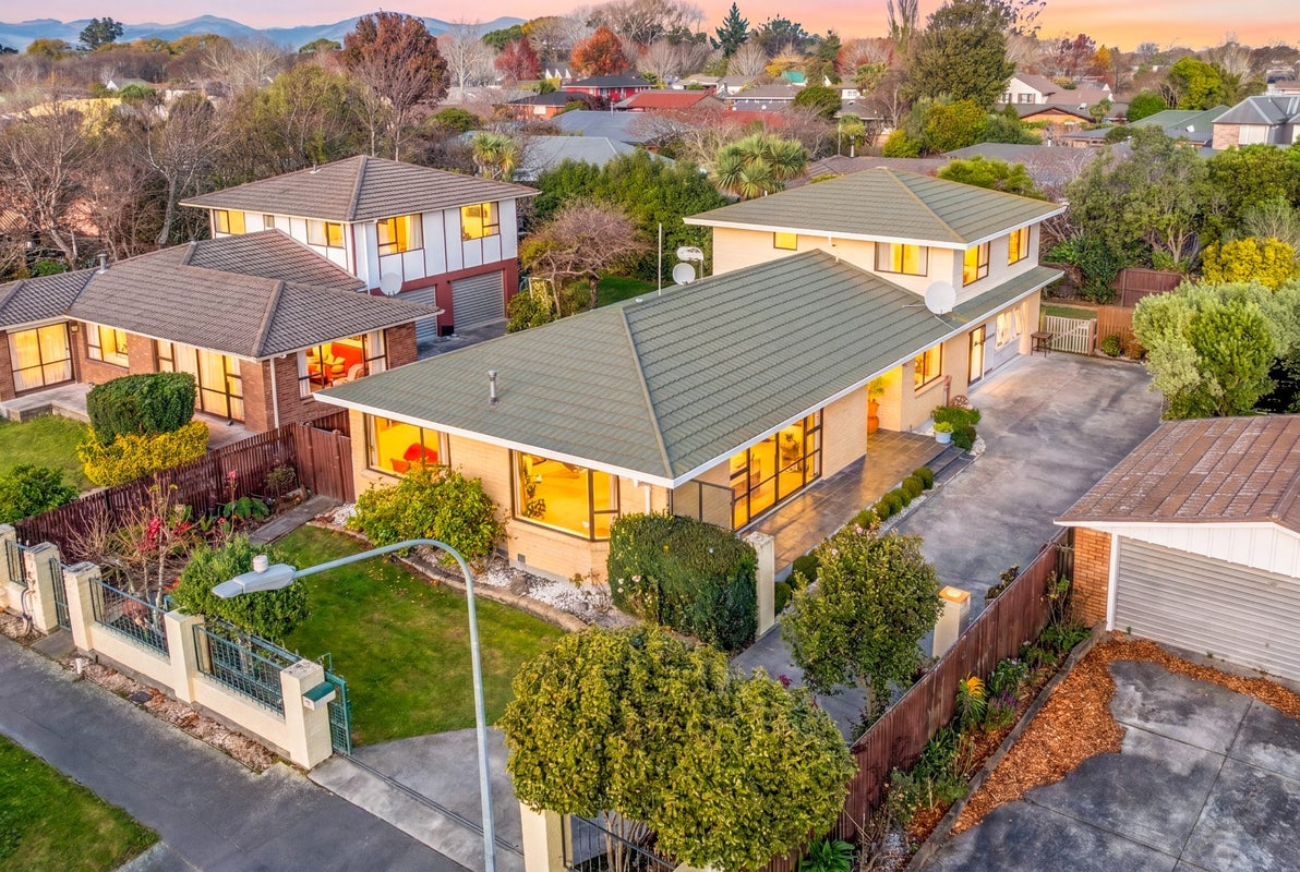 31 Montclare Avenue, Ilam, Christchurch - Carousel 1