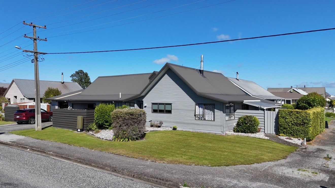 92 Henley Street, Westport, Buller, West Coast - Carousel 1