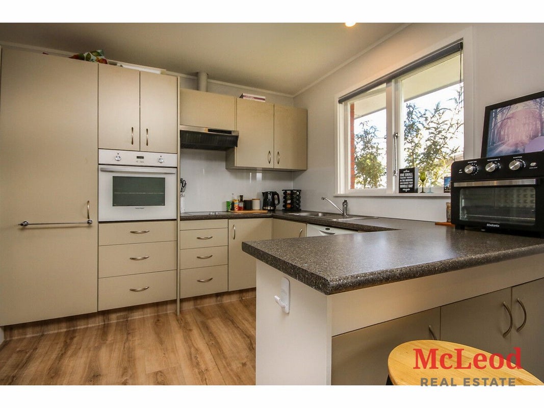 35 Churchill Avenue, Allenton, Ashburton - Carousel 2