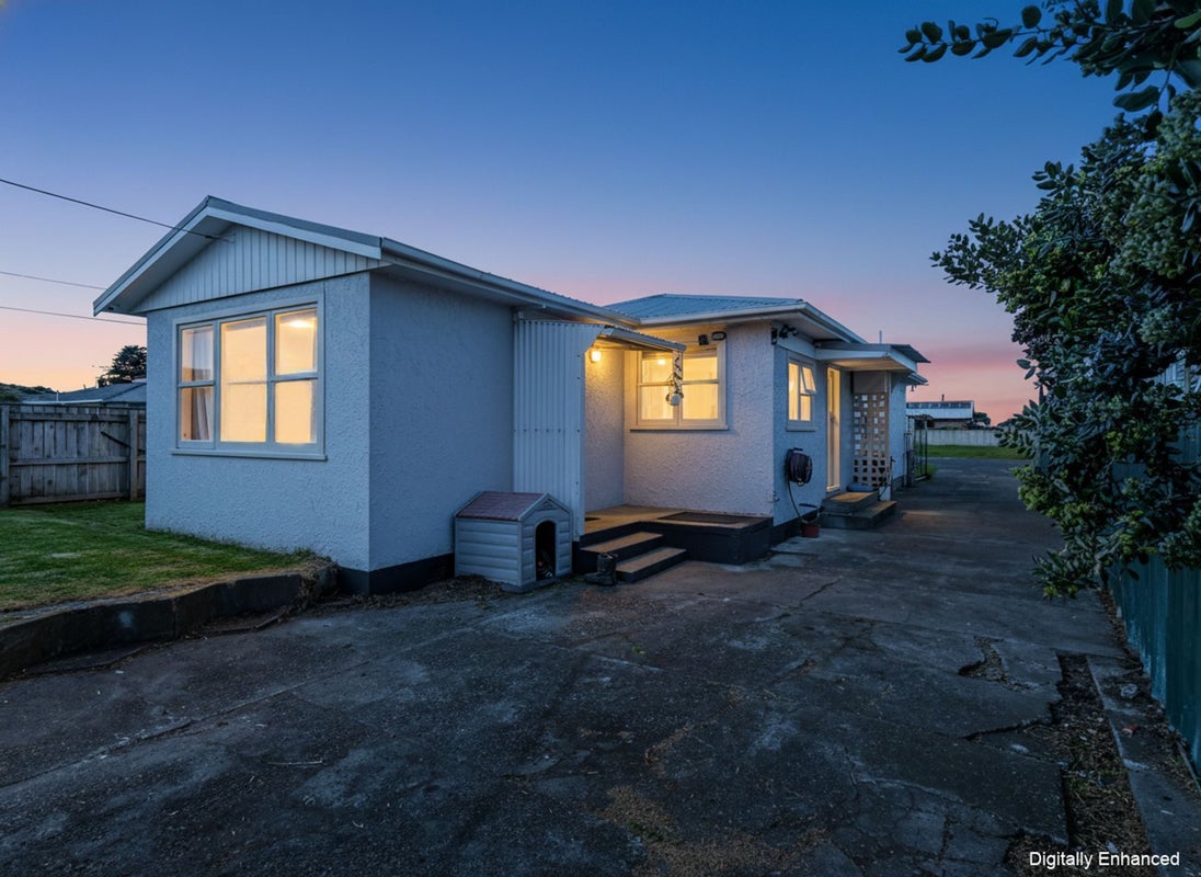 63 Bamber Street, Castlecliff, Whanganui - Carousel 1