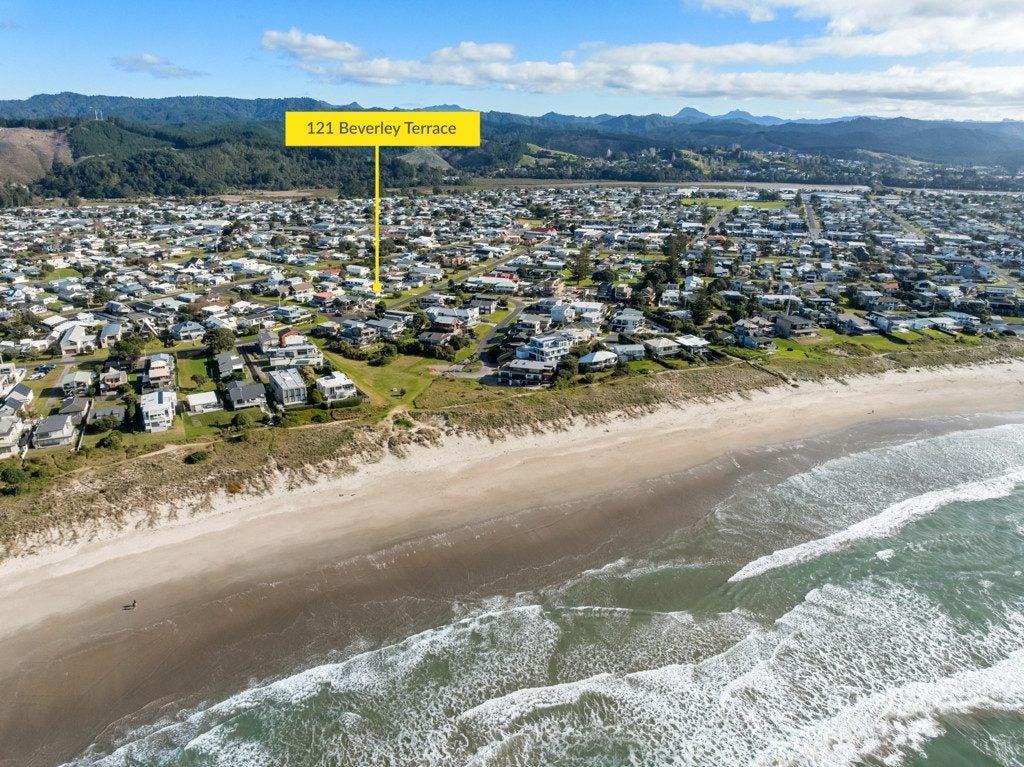 121 Beverley Terrace, Whangamata - Carousel 35