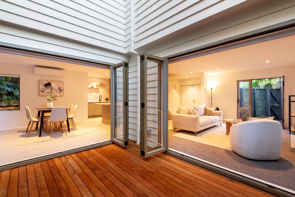 6A Sackville Street, Grey Lynn, Auckland - Carousel 2