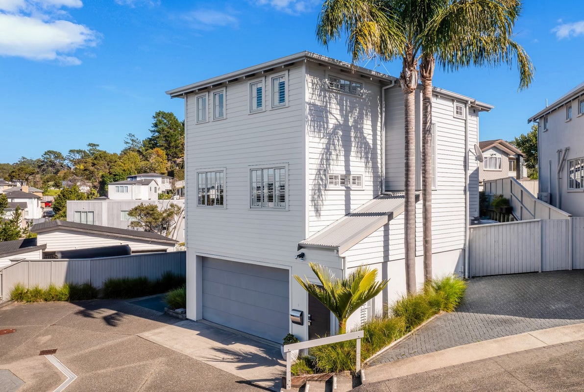 8/9 Georgia Terrace, Albany, Auckland - Carousel 1