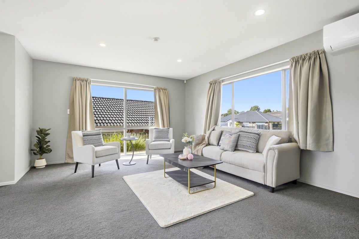 2 Capital Place, Papatoetoe, Auckland - Carousel 2