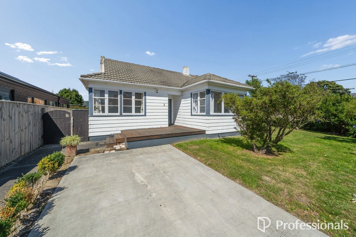 2 Churton Crescent, Taita, Lower Hutt - Carousel 1