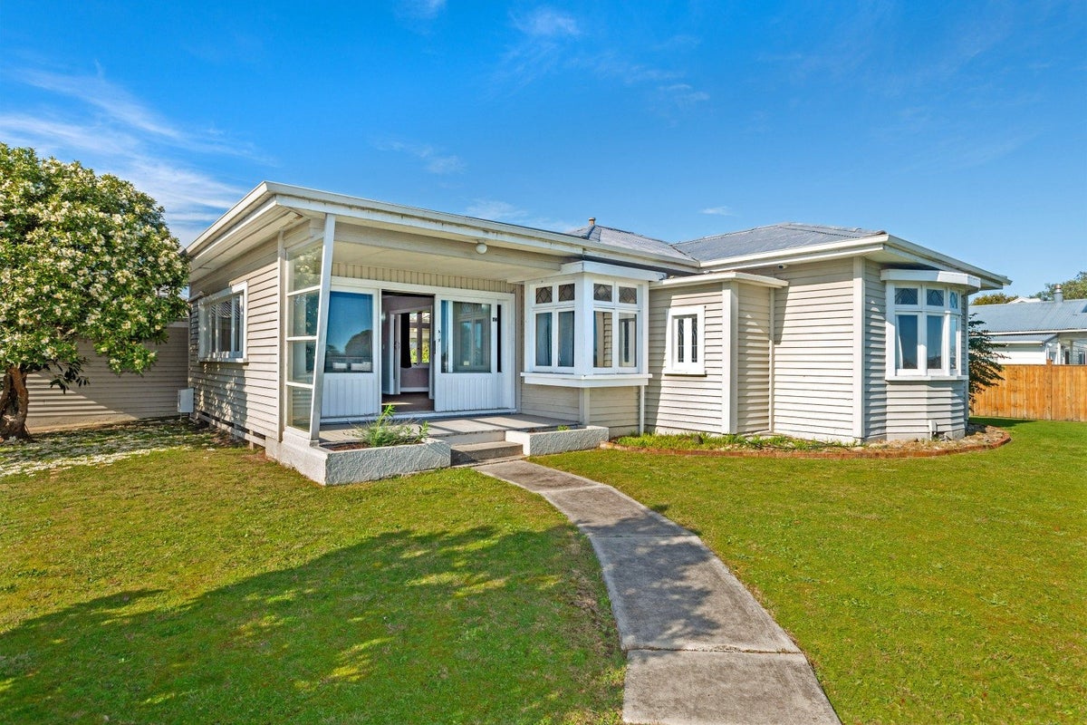 74 Stanley Road, Te Hapara, Gisborne - Carousel 1