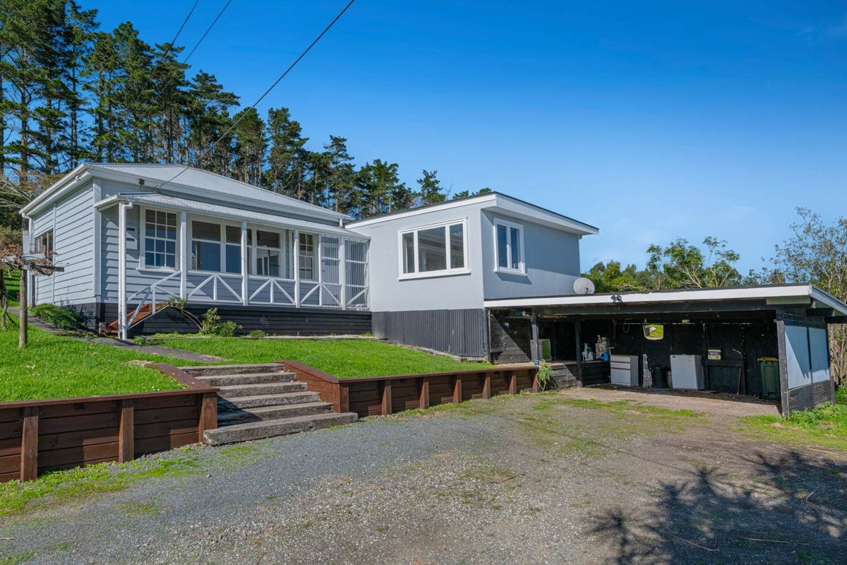 129 Mangakura Road, Helensville, Helensville - Carousel 1