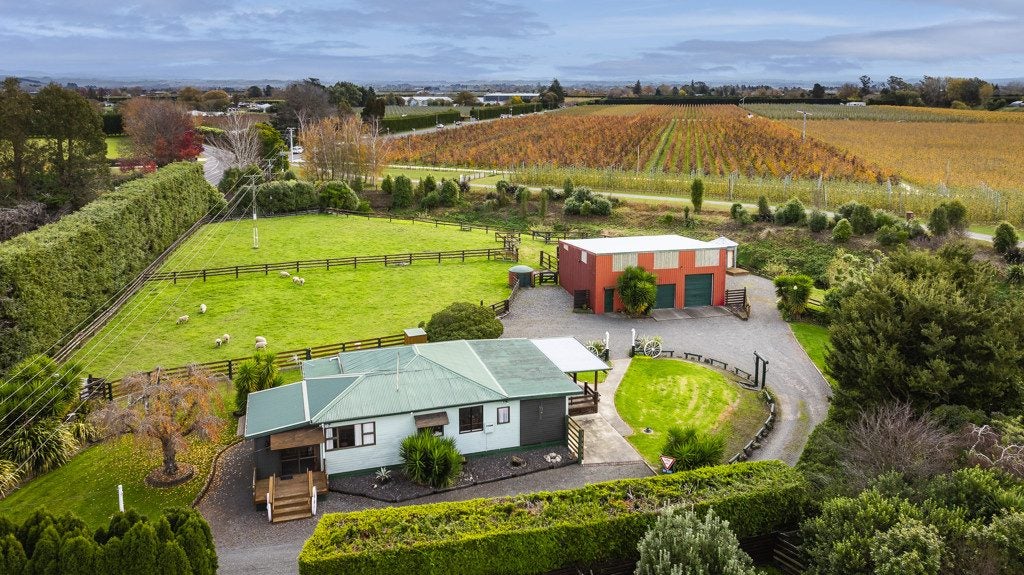 402 Te Aute Road, Pukahu, Hastings - Carousel 1