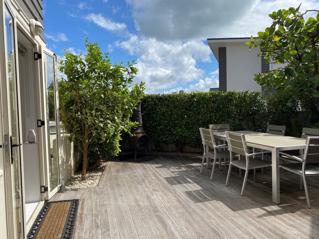 39/27 Birdwood Crescent, Parnell, Auckland - Carousel 1