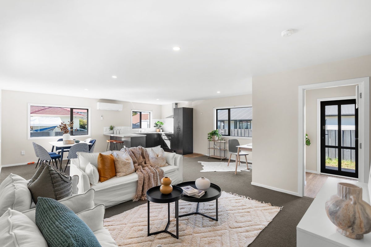 21A Norwich Street, Linwood, Christchurch - Carousel 1