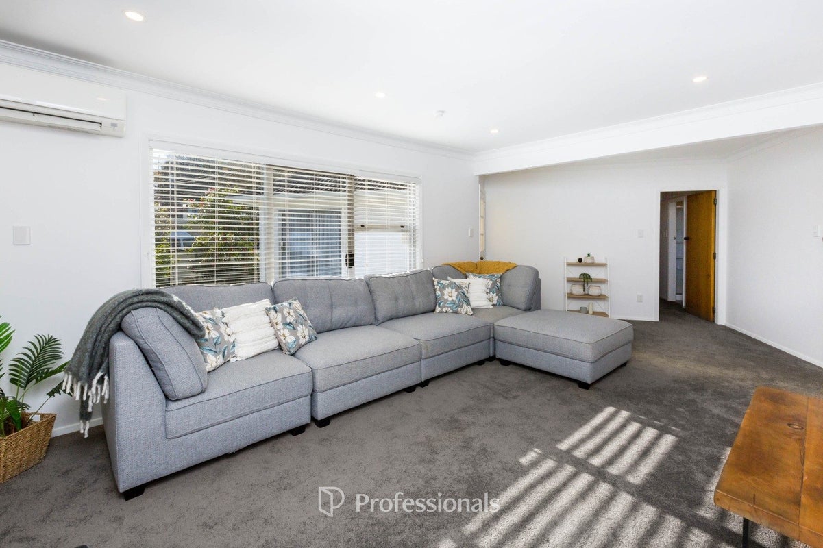 56 Thomas Street, Stokes Valley, Lower Hutt - Carousel 2