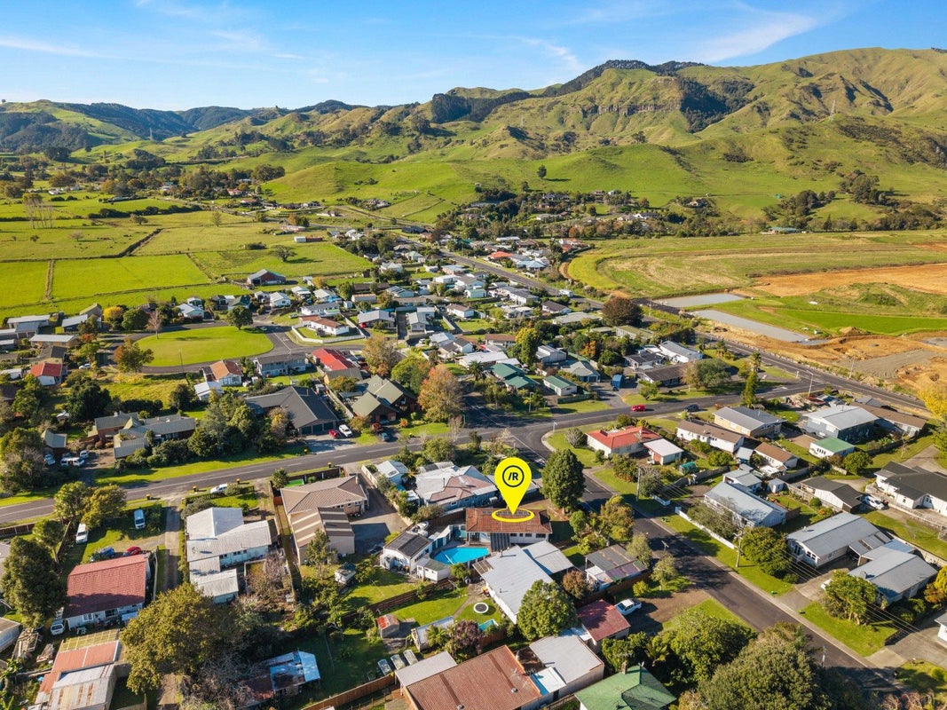 46 Claremont Avenue, Paeroa, Paeroa - Carousel 22