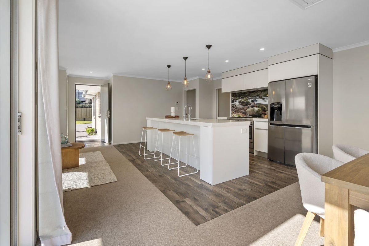 17 Waitaha Place, Bell Block, New Plymouth - Carousel 2