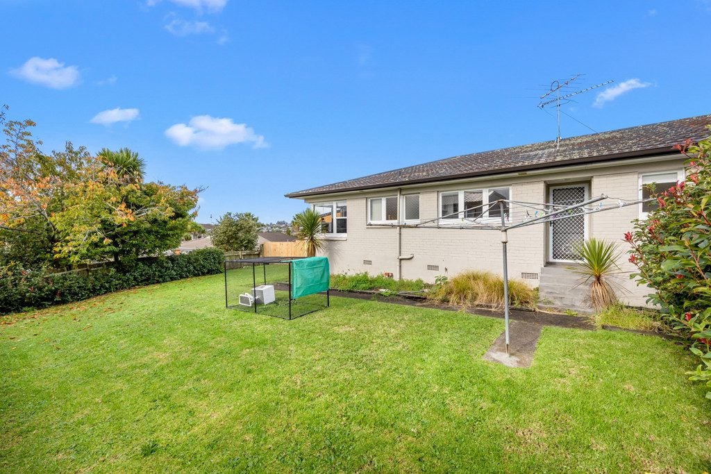 31B Pegler Drive, Howick, Auckland - Carousel 2