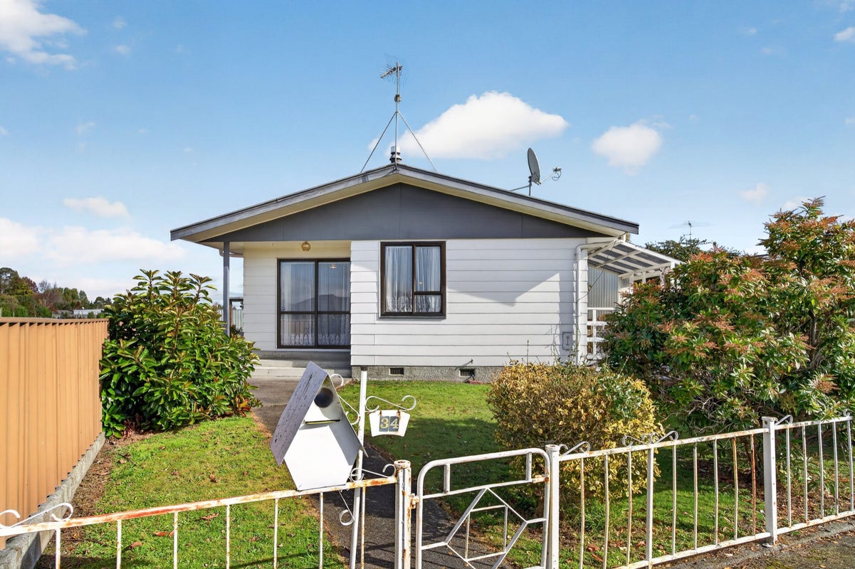 34 Taranaki Street, Kuripuni, Masterton - Carousel 1