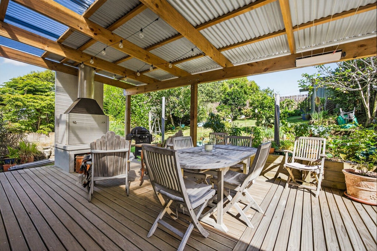 24 Normans Hill Road, Onehunga, Auckland - Carousel 1