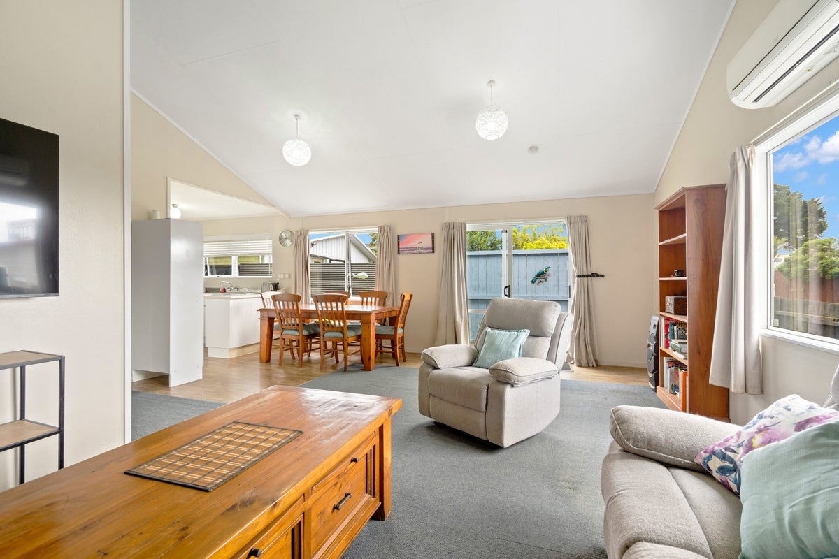 1 Rerewai Place, Tikipunga, Whangarei - Carousel 2