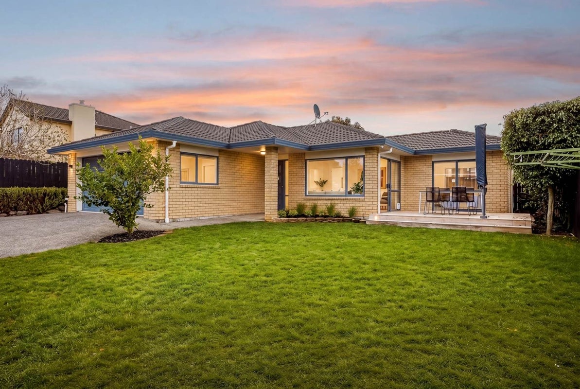 76A Ballarat Street, Ellerslie, Auckland - Carousel 1