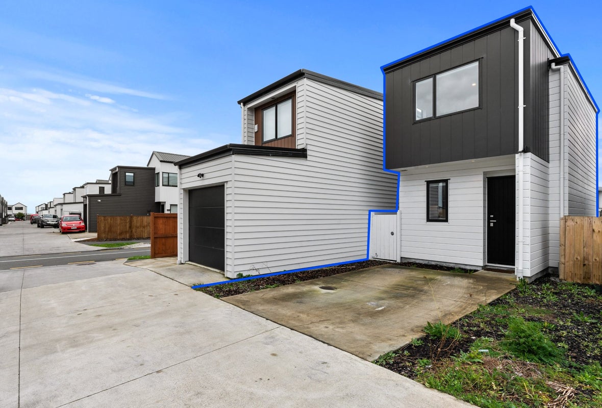 18 Parahau Road, Ardmore, Auckland - Carousel 8